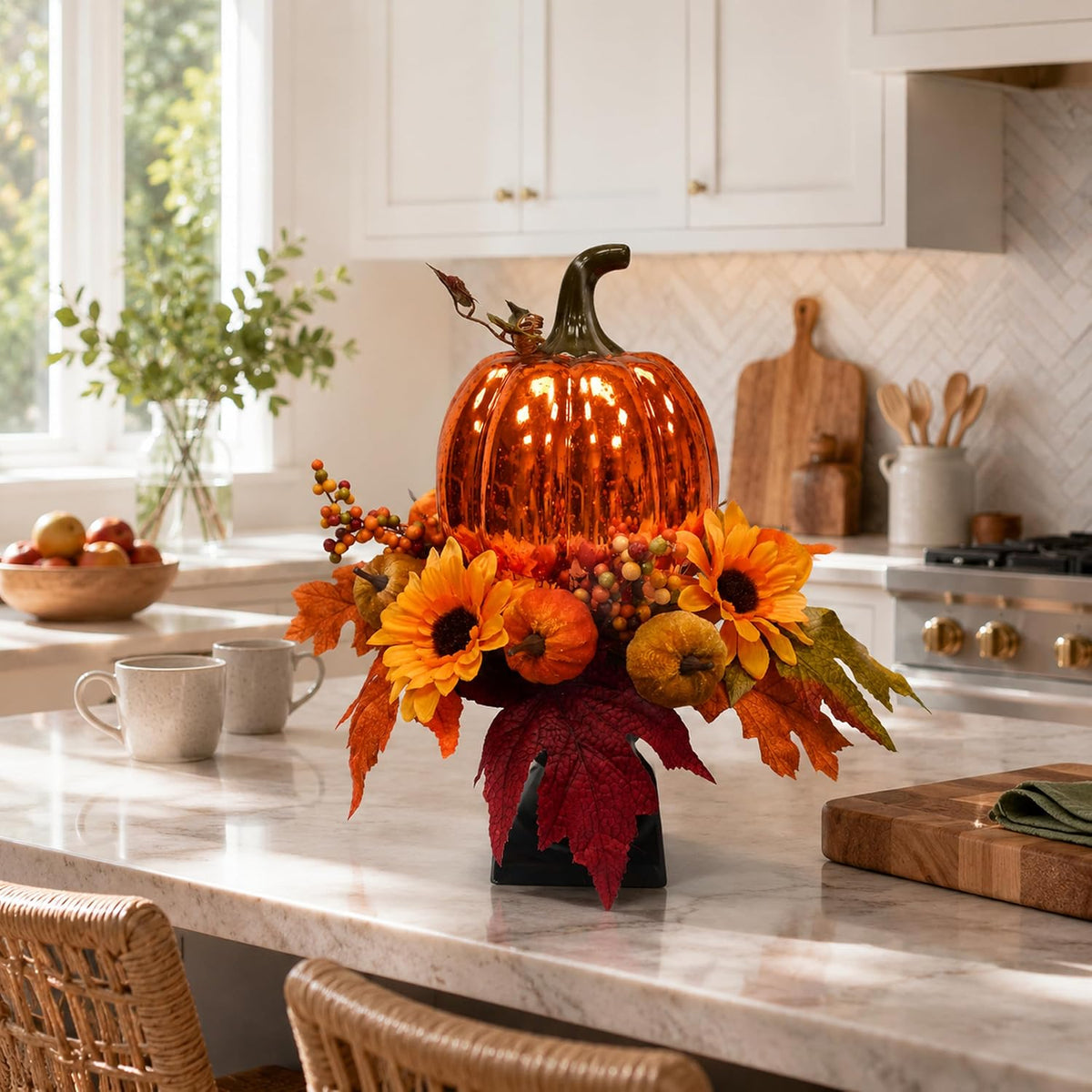 Svndlyn 15 Inch Lighted Fall Pumpkin Arrangement with Pumpkin, Daisies | 15 LEDs with Mercury Glass-Style Pumpkin, Mini Pumpkins, Maple Leaves and Berry Clusters for Fall Thanksgiving Harvest Decor